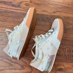 DOLCE VITA Women's Sneakers in Gold and Silver